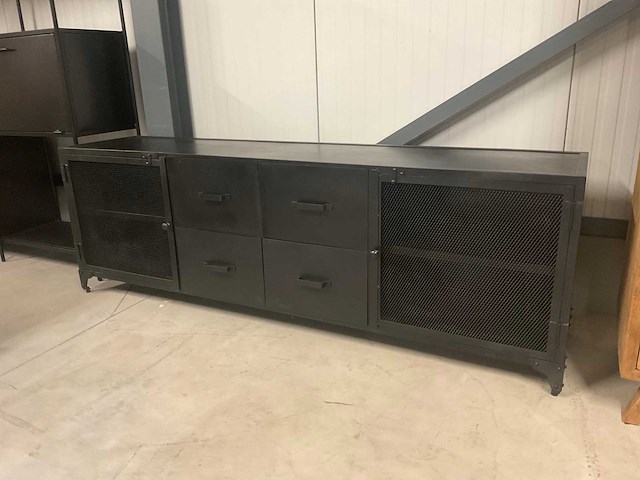 Goth dressoir - afbeelding 6 van  11