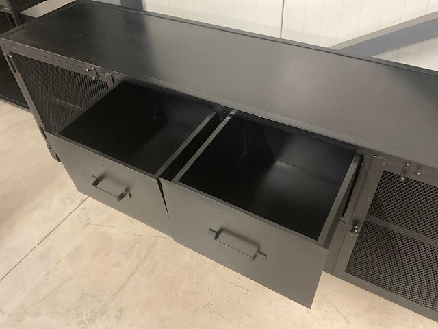 Goth dressoir - afbeelding 11 van  11