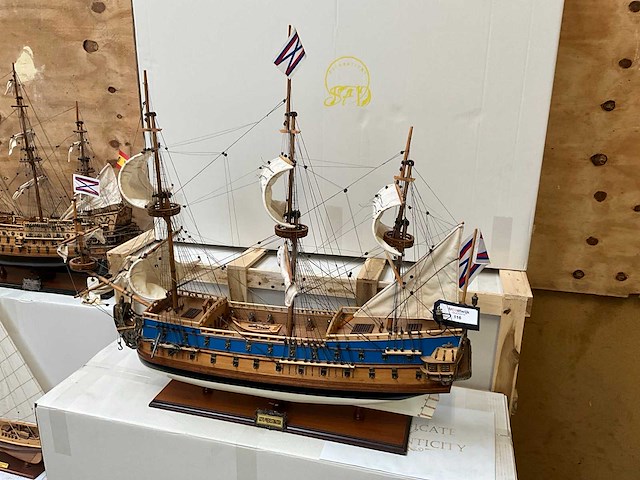 Goto predestination decoratie boot - afbeelding 1 van  6