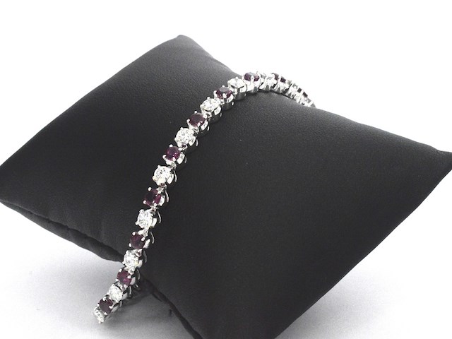 Gouden 18 karaat tennisarmband met natuurlijke diamanten en robijnen - afbeelding 3 van  3