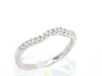 Gouden aanschuifring met diamanten - afbeelding 5 van  9