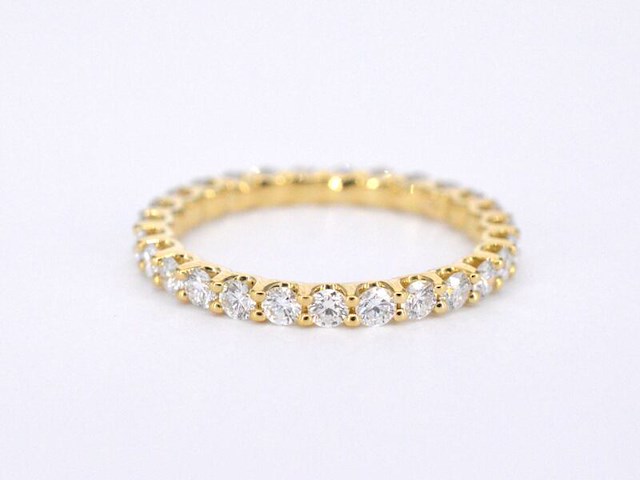 Gouden alliance ring met briljant geslepen diamant - afbeelding 8 van  10