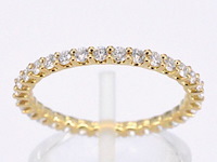 Gouden alliance ring met briljant geslepen diamant - afbeelding 1 van  10