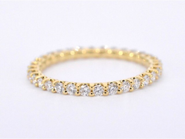 Gouden alliance ring met briljant geslepen diamant - afbeelding 8 van  10