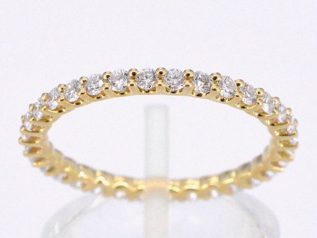Gouden alliance ring met briljant geslepen diamant - afbeelding 1 van  10