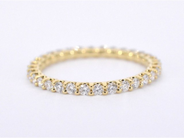 Gouden alliance ring met briljant geslepen diamant - afbeelding 8 van  10