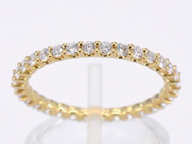 Gouden alliance ring met briljant geslepen diamant - afbeelding 1 van  10