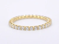 Gouden alliance ring met briljant geslepen diamant - afbeelding 8 van  10