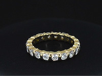 Gouden alliance ring met diamanten - afbeelding 1 van  5