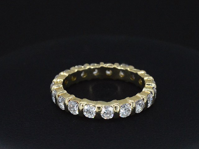 Gouden alliance ring met diamanten - afbeelding 1 van  6