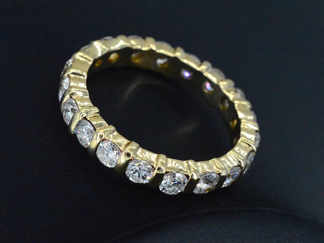 Gouden alliance ring met diamanten - afbeelding 4 van  6