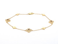 Gouden armband in klaver vier vorm met diamanten - afbeelding 1 van  10