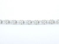 Gouden armband met briljant en baguette geslepen diamanten - afbeelding 5 van  8