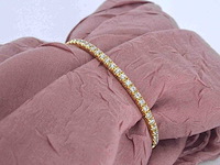Gouden armband met briljant geslepen diamanten en een onzichtbare sluiting - afbeelding 5 van  10