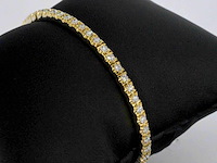 Gouden armband met briljant geslepen diamanten en een onzichtbare sluiting - afbeelding 6 van  11