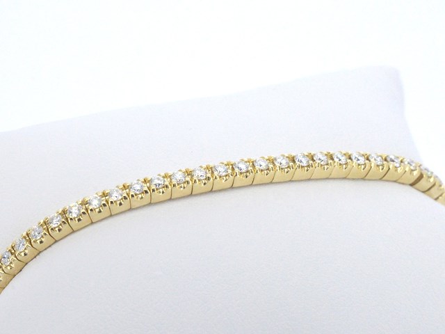 Gouden armband met briljant geslepen diamanten en een onzichtbare sluiting - afbeelding 9 van  11