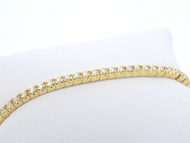 Gouden armband met briljant geslepen diamanten en onzichtbare sluiting - afbeelding 8 van  10