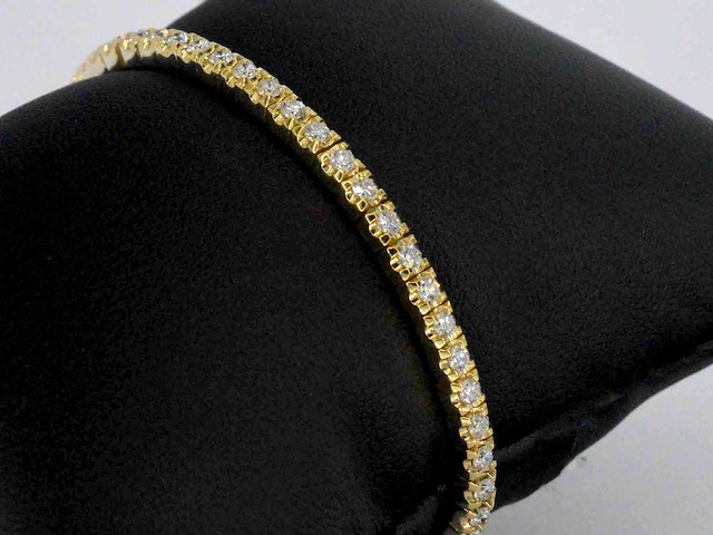 Gouden armband met briljant geslepen diamanten en onzichtbare sluiting - afbeelding 6 van  10
