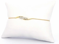 Gouden armband met diamanten in een rij gezet - afbeelding 5 van  11