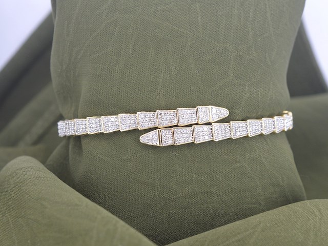Gouden armband van serpent model met natuurlijke diamanten - afbeelding 1 van  8