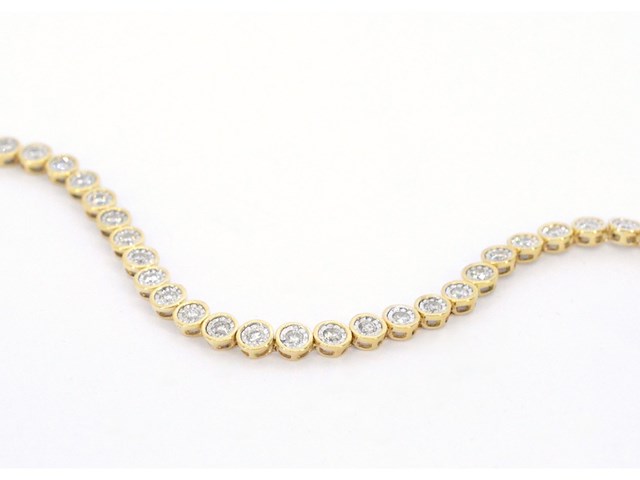 Gouden armband vol met diamanten gezet - afbeelding 5 van  9