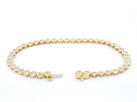 Gouden armband vol met diamanten gezet - afbeelding 4 van  7