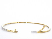 Gouden bangle armband met briljant diamanten - afbeelding 7 van  9