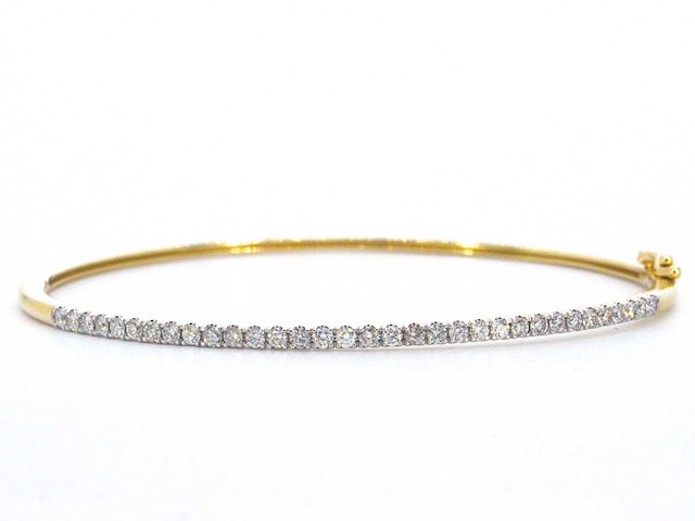 Gouden bangle armband met natuurlijke briljant geslepen diamanten - afbeelding 6 van  9