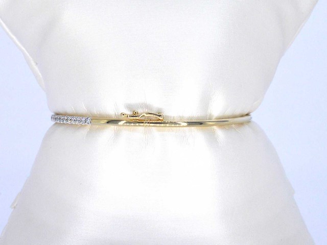 Gouden bangle armband met natuurlijke briljant geslepen diamanten - afbeelding 8 van  9