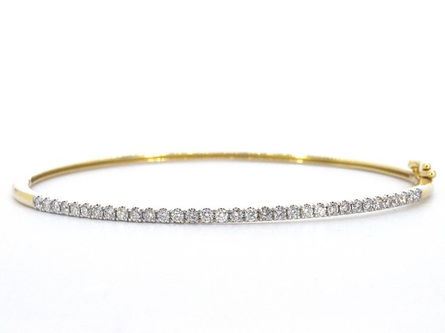 Gouden bangle armband met natuurlijke briljant geslepen diamanten - afbeelding 6 van  10