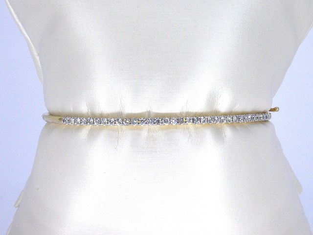 Gouden bangle armband met natuurlijke briljant geslepen diamanten - afbeelding 4 van  10
