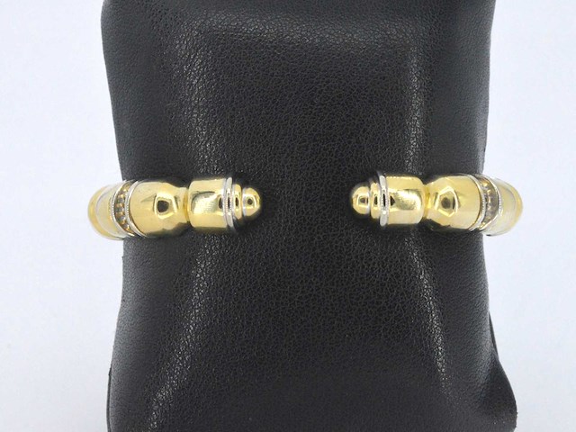Gouden brede bangle armband met hoge kwaliteit aan diamanten - afbeelding 8 van  8