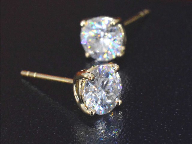 Gouden briljant oorbellen 2.00 carat - afbeelding 4 van  10