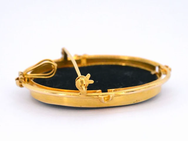 Gouden broche met bijzonder portret - afbeelding 5 van  10