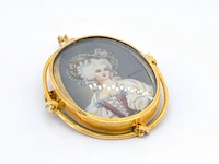 Gouden broche met bijzonder portret - afbeelding 9 van  10