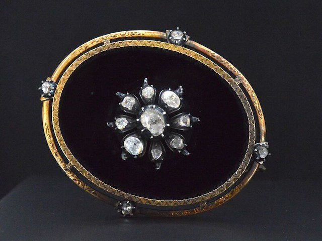 Gouden broche met diamanten - afbeelding 1 van  7