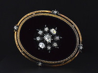 Gouden broche met diamanten - afbeelding 2 van  7