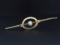 Gouden broche met orient parel