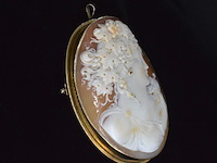 Gouden broche/hanger met camee, excl. ketting - afbeelding 2 van  6
