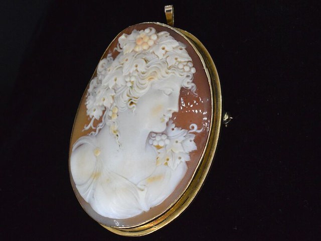 Gouden broche/hanger met camee, excl. ketting - afbeelding 5 van  6