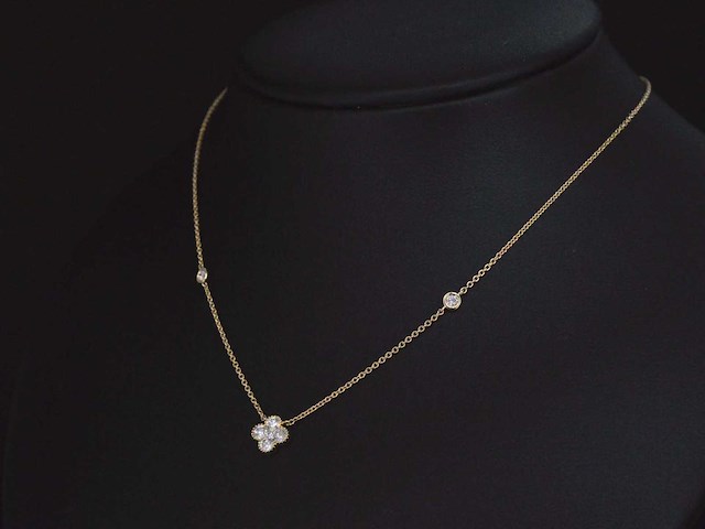 Gouden collier met diamanten klaver vier hanger - afbeelding 4 van  7