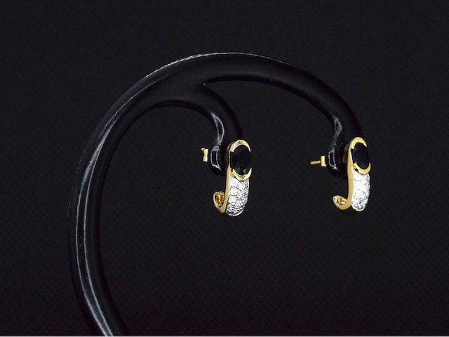 Gouden creolen briljant geslepen natuurlijke diamanten en blauwe saffieren - afbeelding 5 van  7