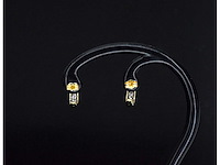 Gouden creolen briljant geslepen natuurlijke diamanten en blauwe saffieren - afbeelding 6 van  7