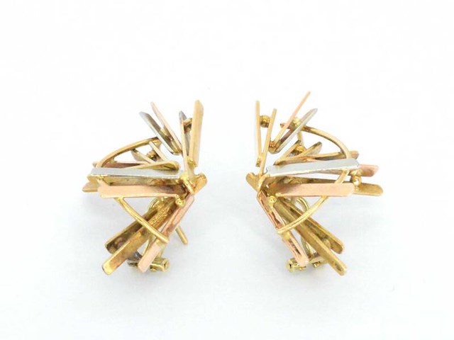 Gouden design oorbellen van anneke schat - afbeelding 11 van  11