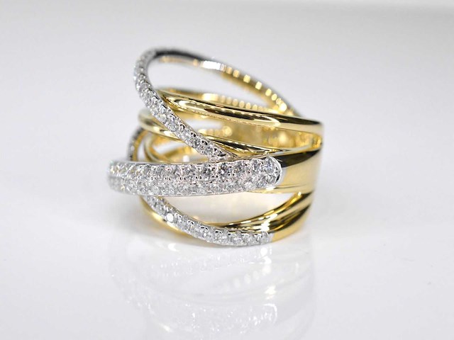 Gouden design ring met diamanten - afbeelding 4 van  6