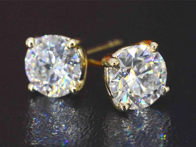 Gouden diamanten oorbellen van 2.00 carat - afbeelding 1 van  9