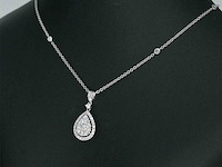 Gouden druppelvormige hanger en collier vol met diamanten - afbeelding 5 van  10