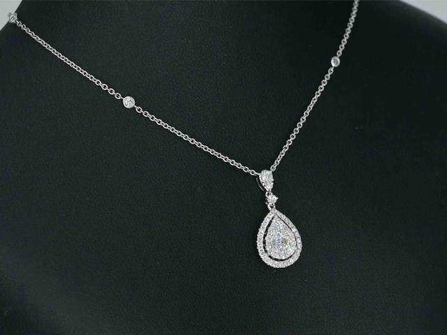Gouden druppelvormige hanger en collier vol met diamanten - afbeelding 6 van  10