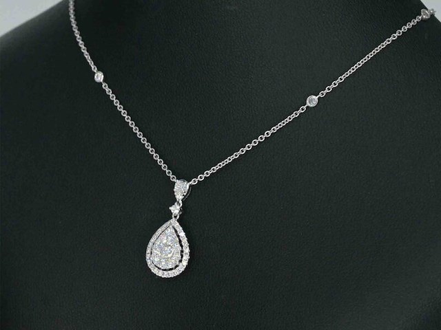 Gouden druppelvormige hanger en collier vol met diamanten - afbeelding 3 van  9