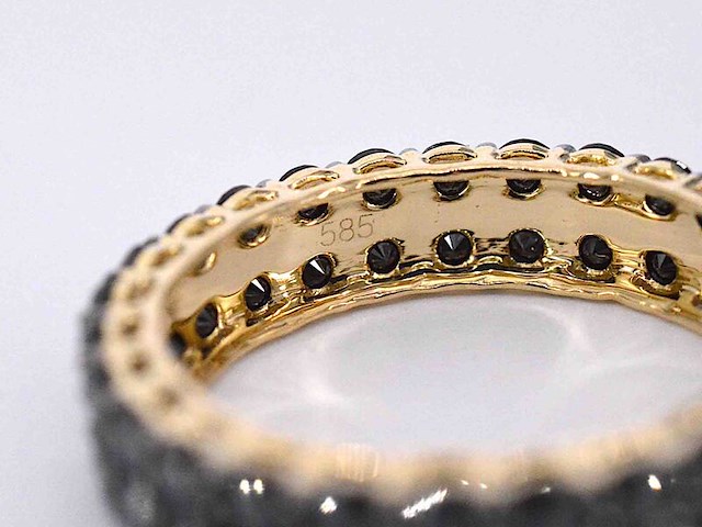 Gouden dubbele eternity ring met zwarte diamanten - afbeelding 11 van  11
